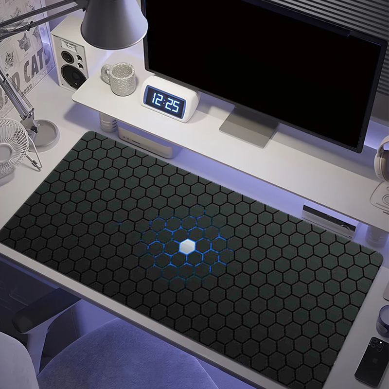 Alas Mouse Gaming Besar Segi E - Gaming Accessories For Desk ulasan dan harga